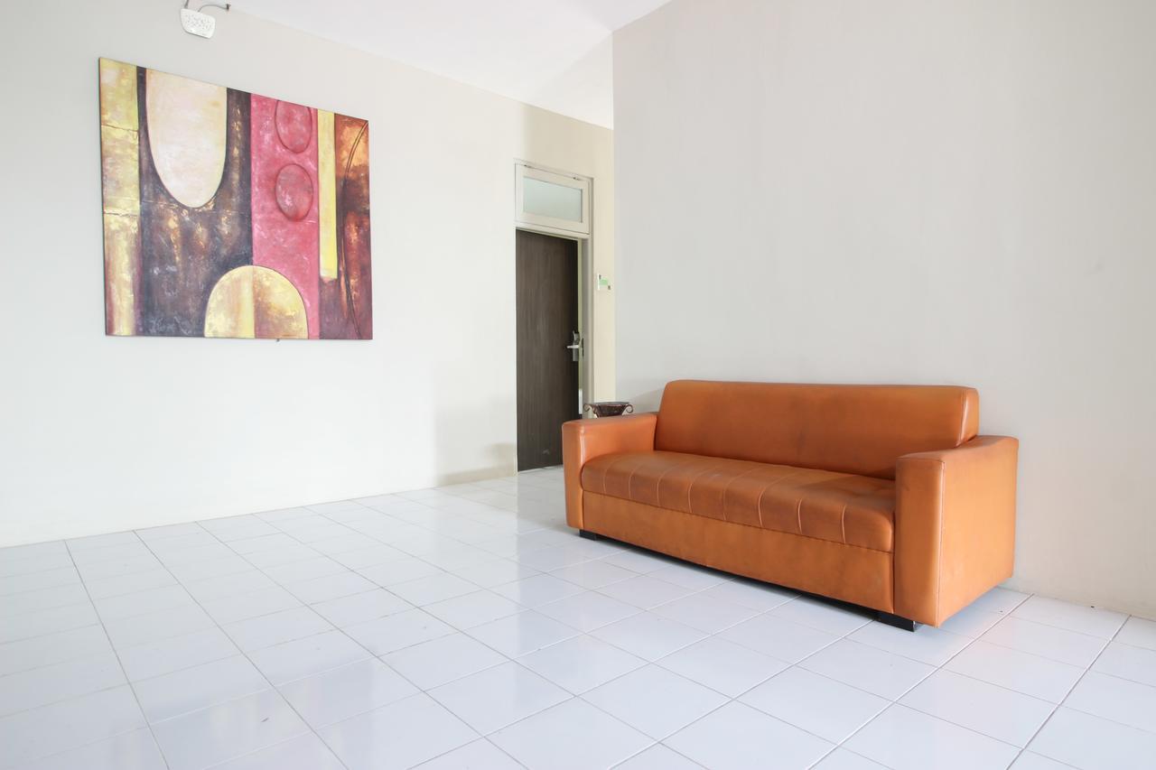 Reddoorz Plus Near Keraton Yogyakarta 2 외부 사진