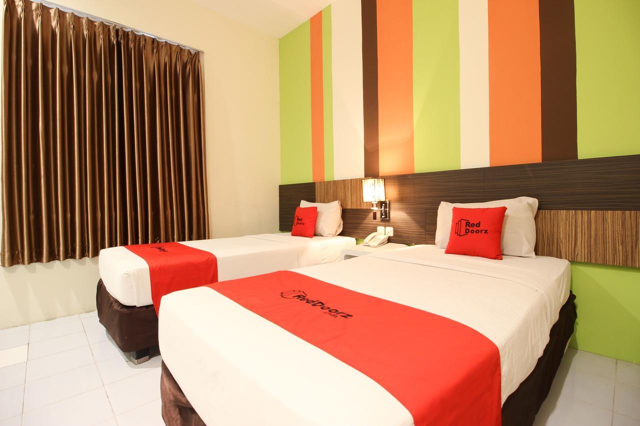 Reddoorz Plus Near Keraton Yogyakarta 2 호텔 외부 사진